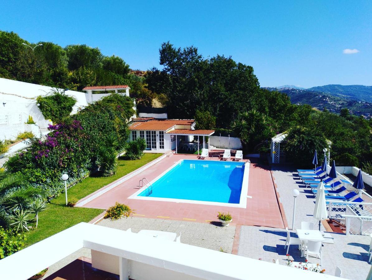 Villa Milena Агрополі Екстер'єр фото